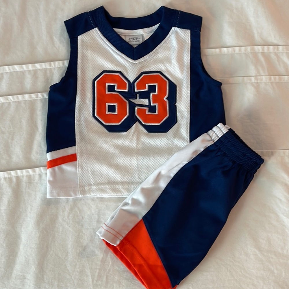 3/$15 💟 Athletic Works Boys Outfit, Size 12M